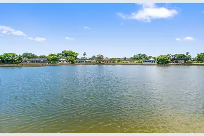 6106 Royal Poinciana Lane, Tamarac, FL 33319 - Photo 41