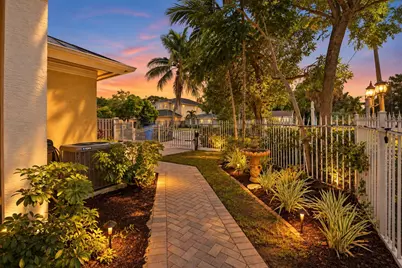 857 SW 11th Court, Fort Lauderdale, FL 33315 - Photo 21
