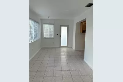 8361 NW 24th Place, Sunrise, FL 33322 - Photo 5