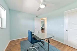 2901 E Sunrise Lakes Dr E, Sunrise, FL 33322 - Photo 19