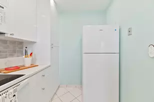 2901 E Sunrise Lakes Dr E, Sunrise, FL 33322 - Photo 27