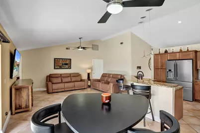 9255 Sun Pointe Drive, Boynton Beach, FL 33437 - Photo 15