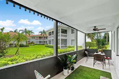20045 Boca W Drive, Boca Raton, FL 33434 - Photo 9