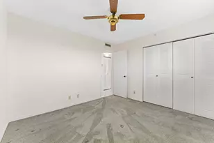 2112 S Cypress Bend Dr, Pompano Beach, FL 33069 - Photo 21