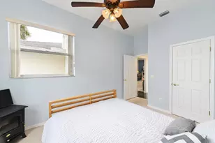 540 NW Lambrusco Dr, Port Saint Lucie, FL 34986 - Photo 35