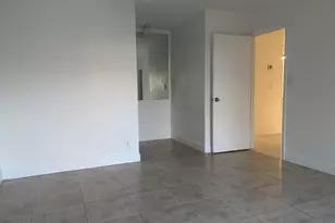 1905 SW 86th Ave, North Lauderdale, FL 33068 - Photo 9