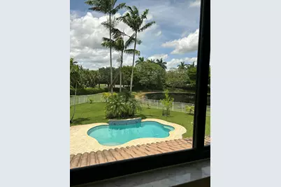 1094 Bluewood Terrace, Weston, FL 33327 - Photo 5