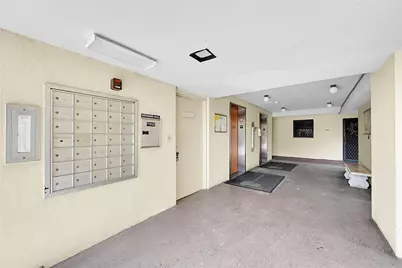 2304 S Cypress Bend Drive #512, Pompano Beach, FL 33069 - Photo 13