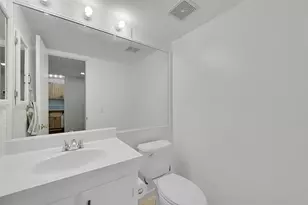 2304 S Cypress Bend Dr, Pompano Beach, FL 33069 - Photo 11