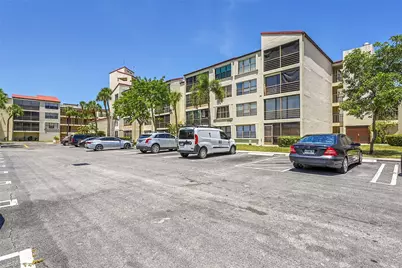 2304 S Cypress Bend Drive #512, Pompano Beach, FL 33069 - Photo 1