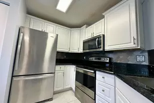 4747 SW 14th St, Deerfield Beach, FL 33442 - Photo 9