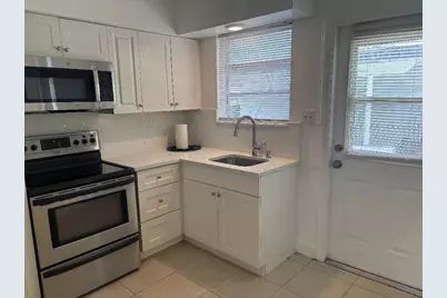 1700 NW 5th Street, Fort Lauderdale, FL 33311 - Photo 13