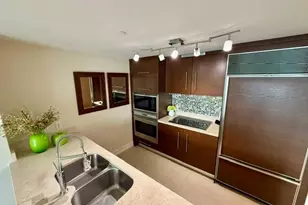 465 Brickell Ave, Miami, FL 33131 - Photo 7