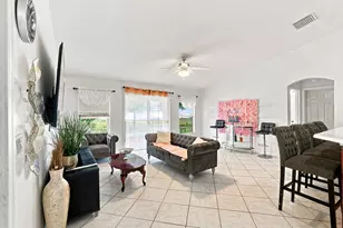 491 SW Namoit Pl, Port Saint Lucie, FL 34953 - Photo 11