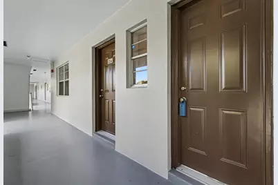3090 NW 46th Avenue, Lauderdale Lakes, FL 33313 - Photo 7