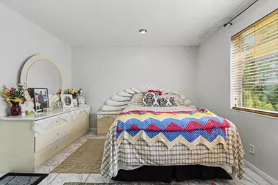 3090 NW 46th Avenue, Lauderdale Lakes, FL 33313 - Photo 25