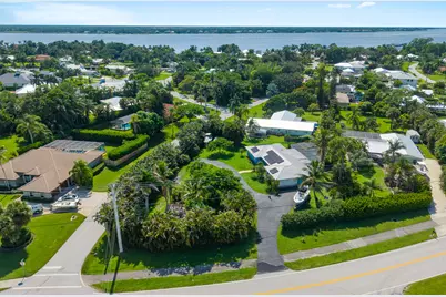 1703 NW Shore Terrace, Stuart, FL 34994 - Photo 7