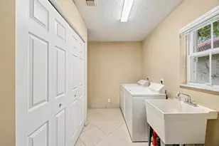 4151 NW 62nd Dr, Coconut Creek, FL 33073 - Photo 15