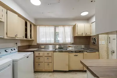 916 SE 12th Avenue, Deerfield Beach, FL 33441 - Photo 9