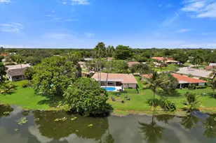 12072 NW 27th Dr, Coral Springs, FL 33065 - Photo 5