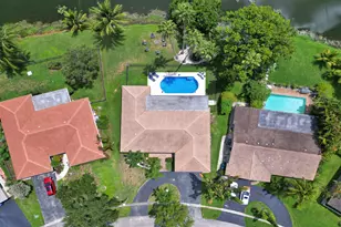12072 NW 27th Dr, Coral Springs, FL 33065 - Photo 77