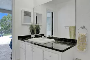 12072 NW 27th Dr, Coral Springs, FL 33065 - Photo 37