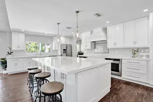 12072 NW 27th Dr, Coral Springs, FL 33065 - Photo 5