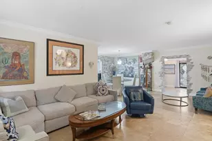 707 SW 3rd Ave, Hallandale Beach, FL 33009 - Photo 11