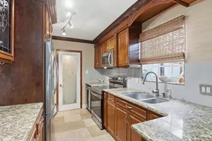707 SW 3rd Ave, Hallandale Beach, FL 33009 - Photo 3