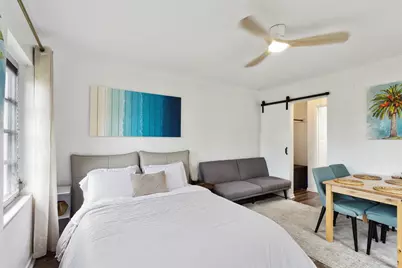 651 Oak Street, Boynton Beach, FL 33435 - Photo 1