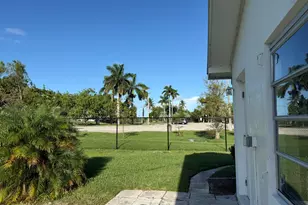 651 Oak St, Boynton Beach, FL 33435 - Photo 17