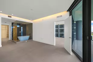 700 NE 24th St, Miami, FL 33137 - Photo 25