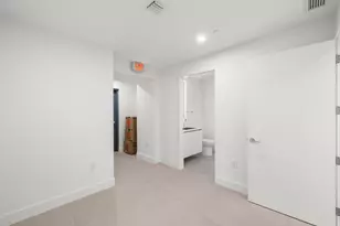 700 NE 24th St, Miami, FL 33137 - Photo 41