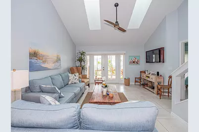 559 6th Street, Vero Beach, FL 32962 - Photo 5