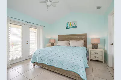 559 6th Street, Vero Beach, FL 32962 - Photo 21