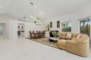 6219 Evian Pl, Boynton Beach, FL 33437 - Photo 9