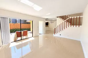 804 Springdale Cir, Palm Springs, FL 33461 - Photo 11