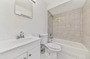 825 SW 10th St, Hallandale Beach, FL 33009 - Photo 27