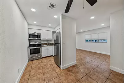 825 SW 10th Street #D, Hallandale Beach, FL 33009 - Photo 15