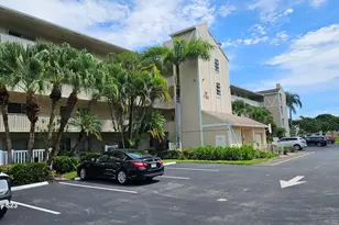 7185 Huntington Ln, Delray Beach, FL 33446 - Photo 3