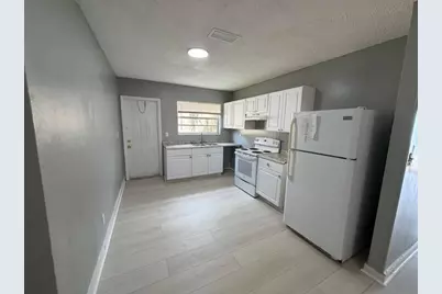 403 NW 2nd Street, Hallandale Beach, FL 33009 - Photo 5