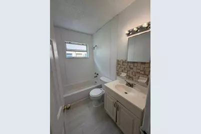 403 NW 2nd Street, Hallandale Beach, FL 33009 - Photo 7