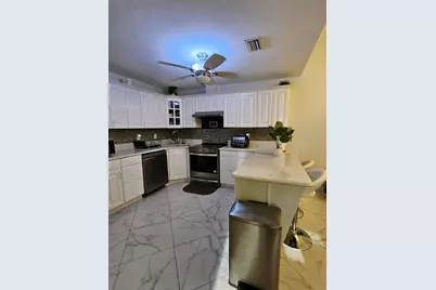 1631 Laurel Leaf Lane #A, Fort Pierce, FL 34950 - Photo 5