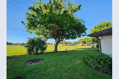 1631 Laurel Leaf Lane #A, Fort Pierce, FL 34950 - Photo 17