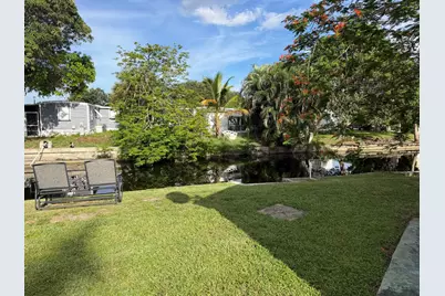 1680 SW 85th Avenue, Davie, FL 33324 - Photo 9