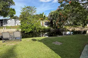 1680 SW 85th Ave, Davie, FL 33324 - Photo 9