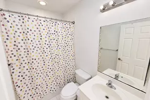 2145 Oakmont Dr, Riviera Beach, FL 33404 - Photo 15