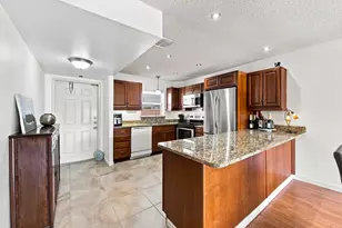 805 W Oakland Park Blvd, Oakland Park, FL 33311 - Photo 1