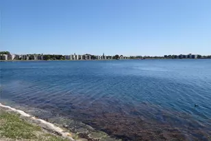 106 Lake Emerald Dr, Oakland Park, FL 33309 - Photo 19