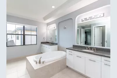 9040 Watercrest Circle W, Parkland, FL 33076 - Photo 13